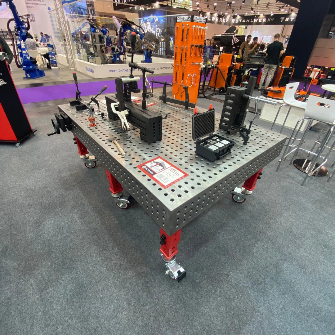 Heavy Duty Welding Table, 2000x1400 mm (Demo Deal)