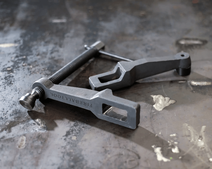 Collier de serrage pour barre et chien Maximus