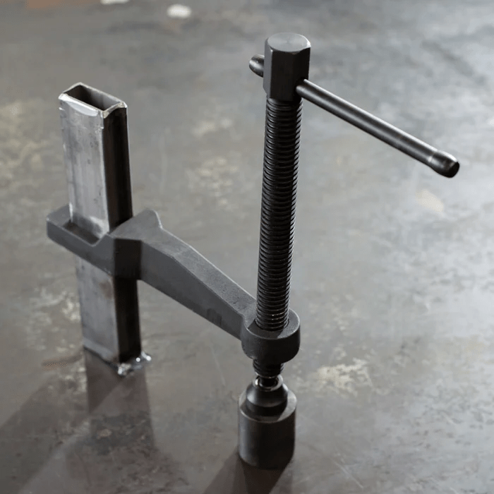 Collier de serrage pour barre et chien Maximus